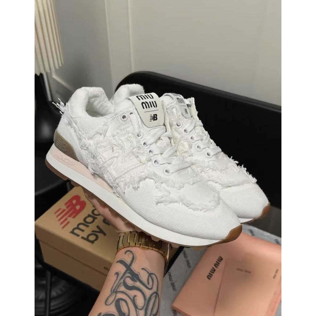 Miumiu Joint New Balance 574 Joint Retro รองเท้าผ้าใบ