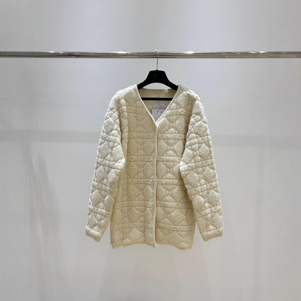 W3C2 DI# Tengge Pattern Sheepskin Shearling Craft Hooded Fur Coat Classic Diamond Pattern Cardigan