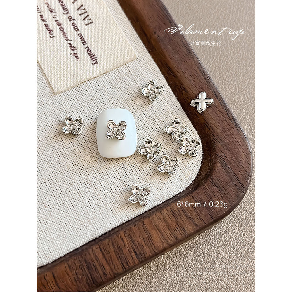 10ชิ้นชุดดอกไม้ที่อุดมไปด้วยอุปกรณ์แต่งเล็บที่สวยหรูแสงหรูหราสามมิติดอกไม้คู่โลหะผสมเล็บเพชรสวมใส่อุปกรณ์เล็ - รูปที่ 6