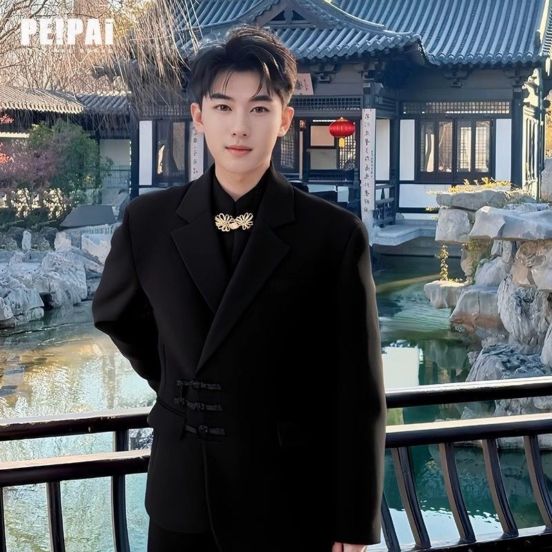 ชุดสูทเจ้าบ่าวยุคใหม่แบบจีน สไตล์ชาติพันธุ์สำหรับงานหมั้นและแต่งงาน