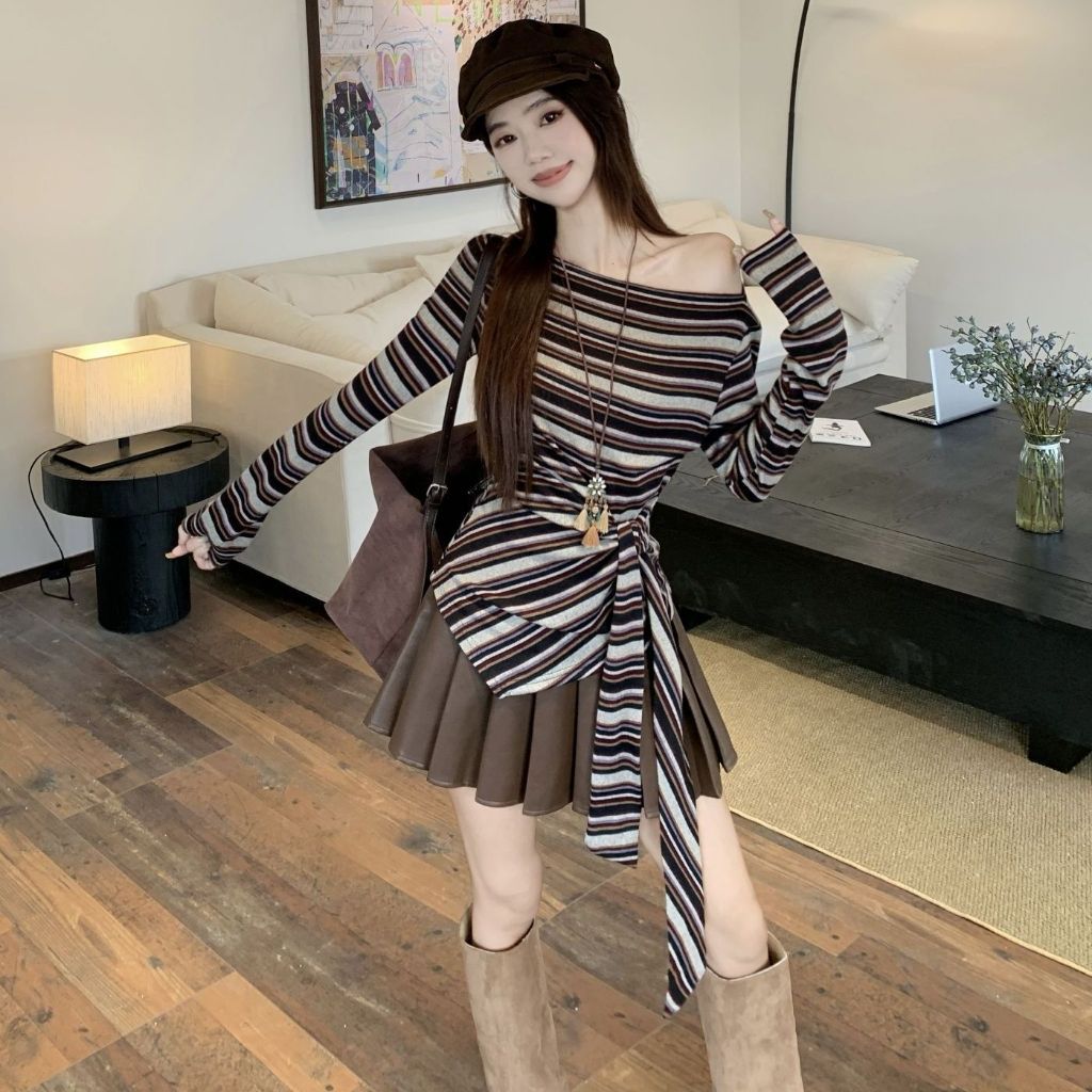 COCO เสื้อยืดเเขนยาว ปาดใหล่ ลายริ้ว เนื้อผ้าดีผ้ายืด ขนาด S-XL อก 32-38 นิ้ว รุ่น W7820