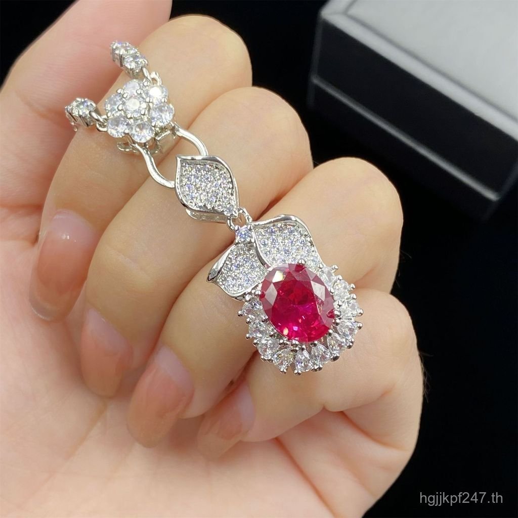 ชุดต่างหูและสร้อยคอ Classy Pigeon สไตล์ไข่ ประดับคอรันดัมสีแดงและเพชรสังเคราะห์เต็ม พร้อมบริการส่งฟร