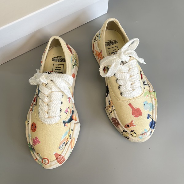 รองเท้าผ้าใบ Mihara Kangyu กราฟฟิตี้ การ์ตูน Lace-Up แบบหนา ออกแบบมาสำหรับทั้งชายและหญิง