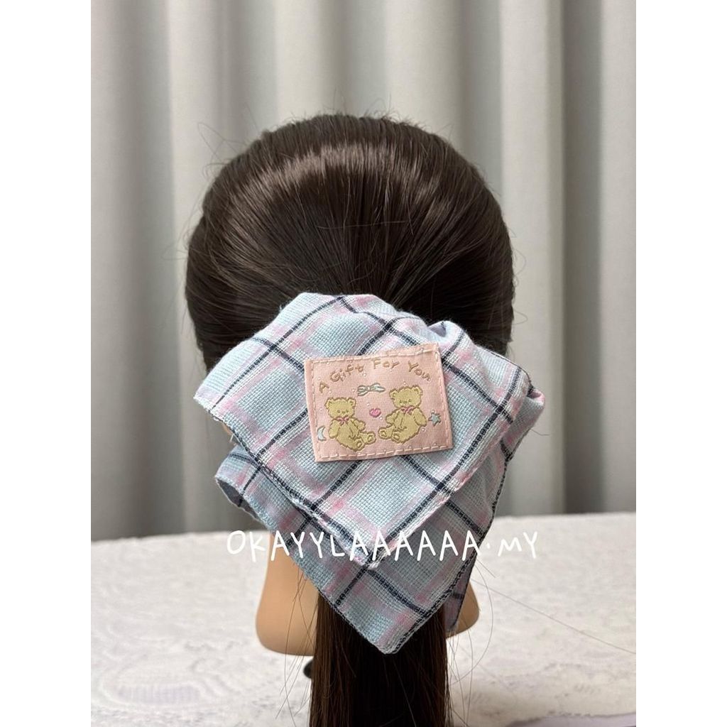 B54 粉格蓝方巾圈 Blue Checkered Square Scrunchy
