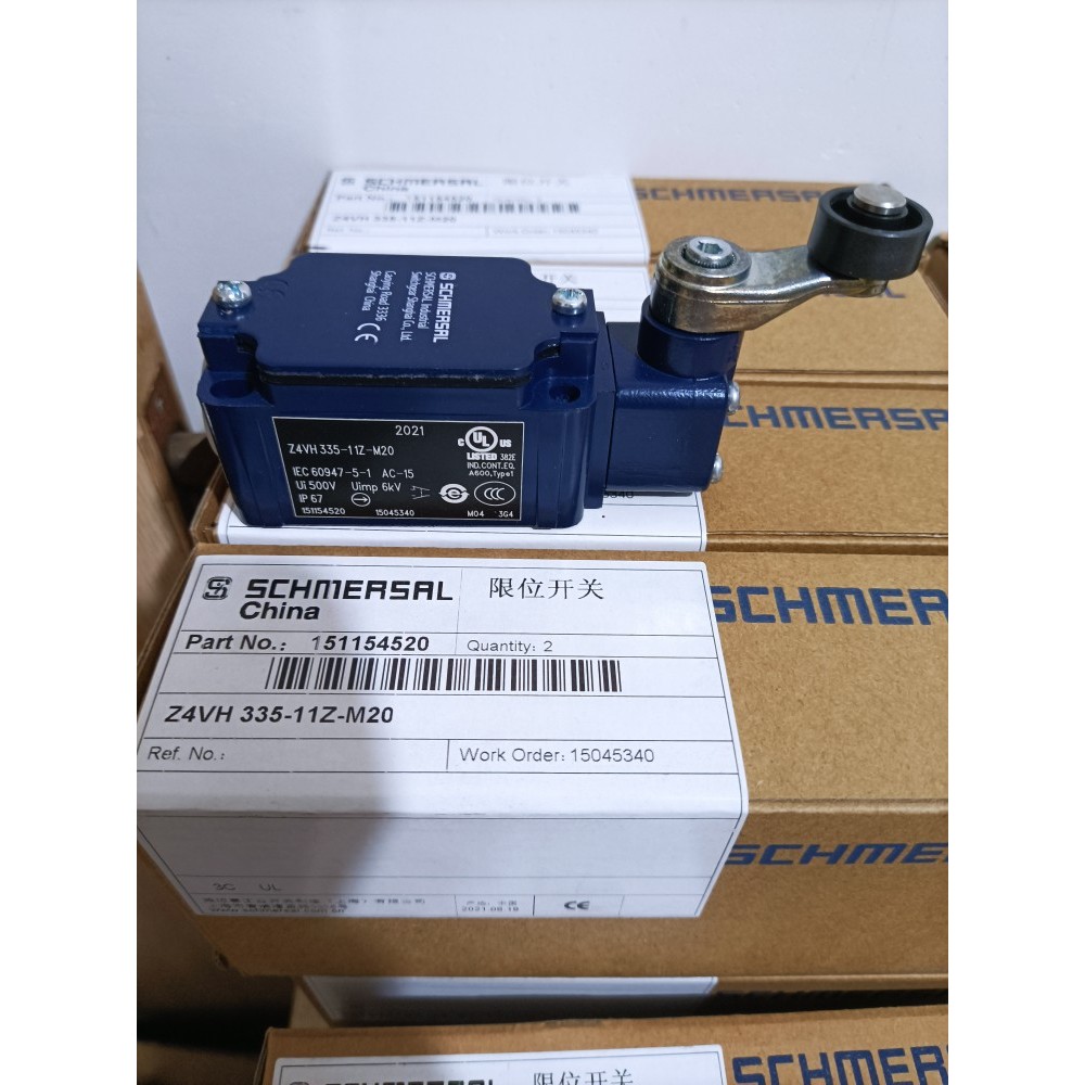Z4VH 335-11Z-M20 Smaiss Limit Switch ยี่ห้อใหม่ของแท้ผลิตภัณฑ์พร้อมสต็อกจัดส่งฟรี