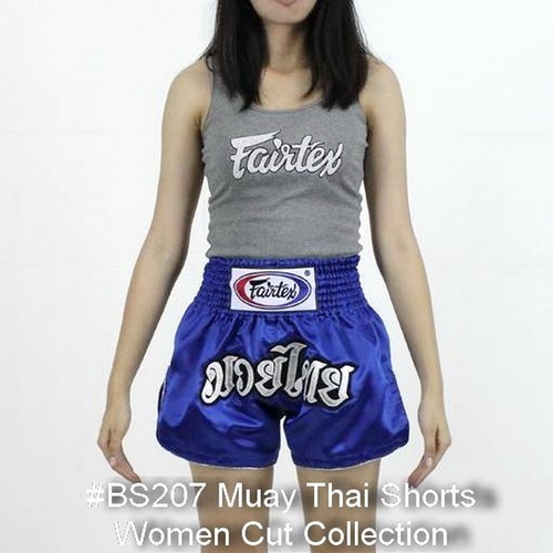 2025 ใหม่ FAIRTEX MUAY THAI KICK BOXING SATIN กางเกงขาสั้นผู้หญิง CUT BS0207 BLUE THAI FONT