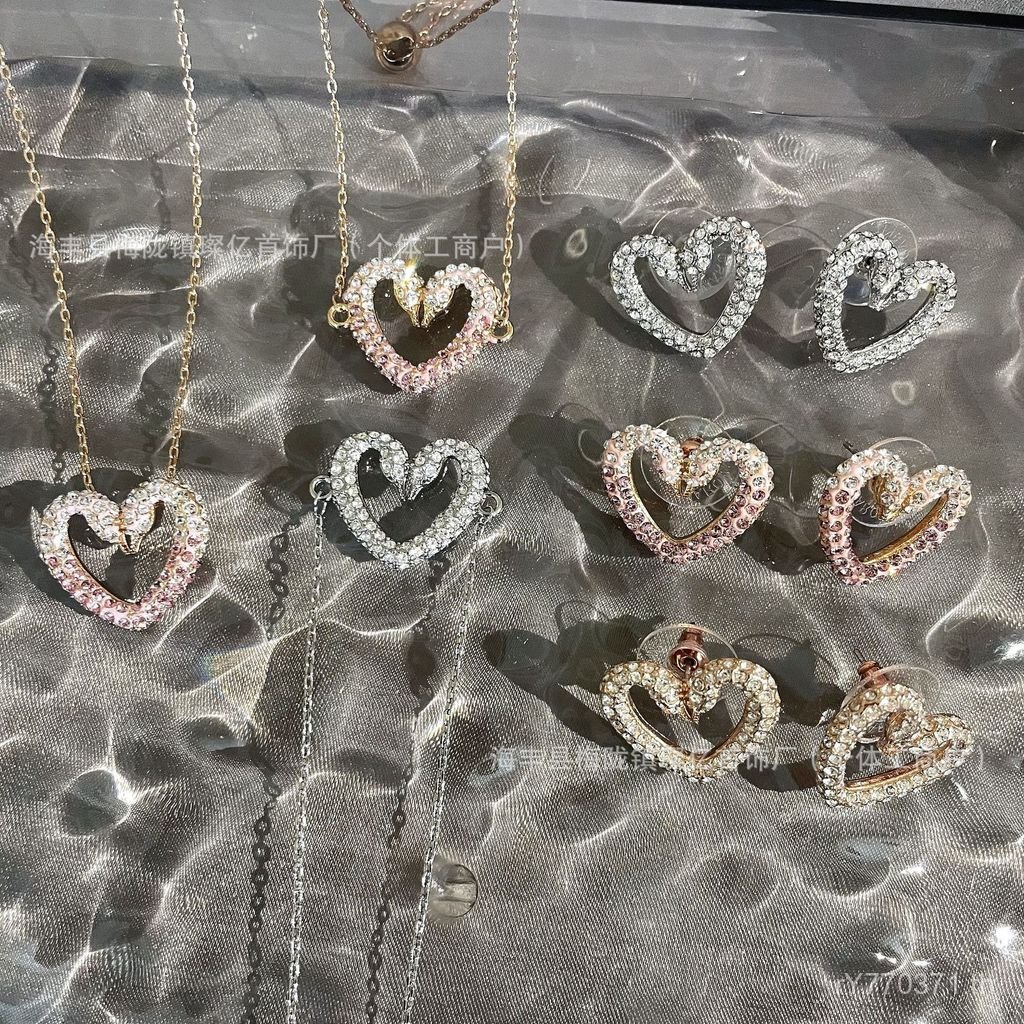 สร้อยคอ Swan Light Luxury Crystal ฝังคริส탈_gradient_sublima_5shb