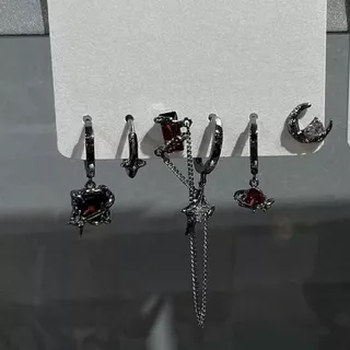 ซื้อ 3 แถม 1 คู่ต่างหู Star Moon Heart Block Zirconia ต่างหูสตั๊ดชุดสําหรับผู้หญิง