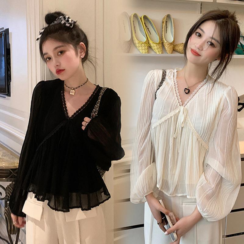 เสื้อเชิ้ตแฟชั่นสตรี สุดน่ารัก คอวี ลูกไม้ แขนยาว ผ้าชีฟอง ทรงสั้น เก๋ไก๋ เสื้อผ้าผู้หญิง#99141