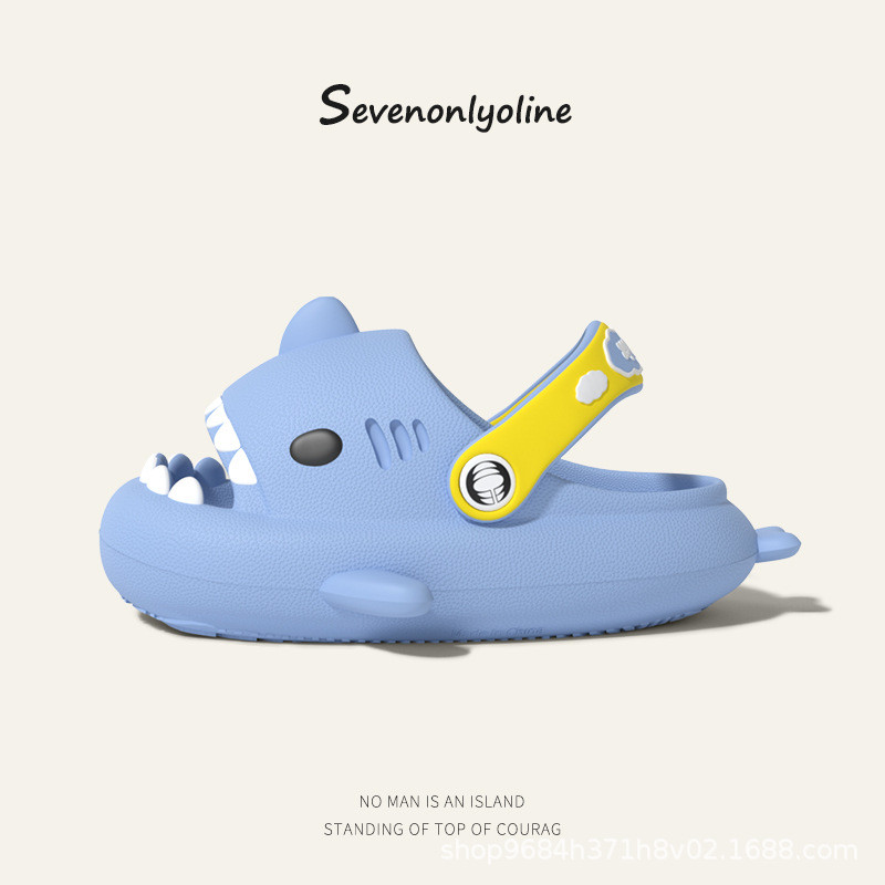 crocs เด็ก crocs รองเท้าแตะเด็ก cartoon แบบกันลื่น สำหรับหน้าร้อน