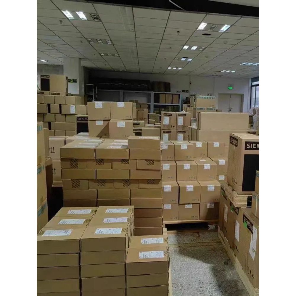 บรรจุภัณฑ์เดิม Simatic PLC S71200 1212 S7 1200 S7-1200 CPU 1212C 6ES7212-1AE40-0XB0