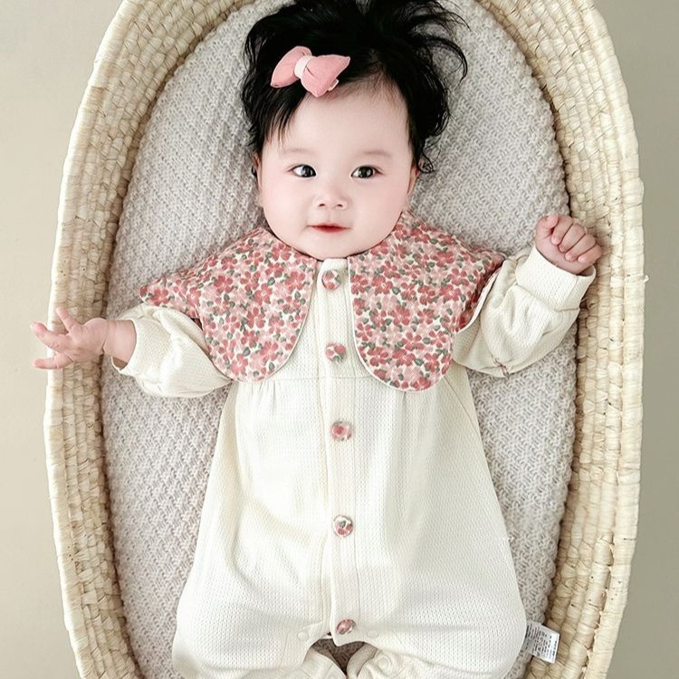 ชุดรอมเปอร์เด็กแขนยาวสำหรับฤดูใบไม้ร่วงและฤดูหนาว 2-28 เดือน ออกแบบมาเพื่ออบอุ่นและสวมใส่ง่าย ในสไตล์เกาหลีพร้อมลายพิมพ์ดอกไม้