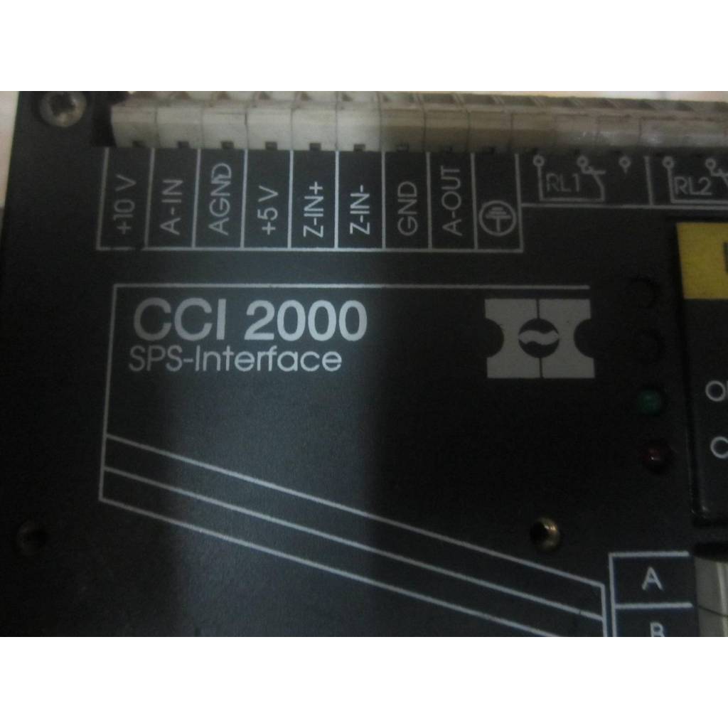 อินเวอร์เตอร์นําเข้าสามชิ้นขายร่วมกัน CCI2000 U1 U4 U6