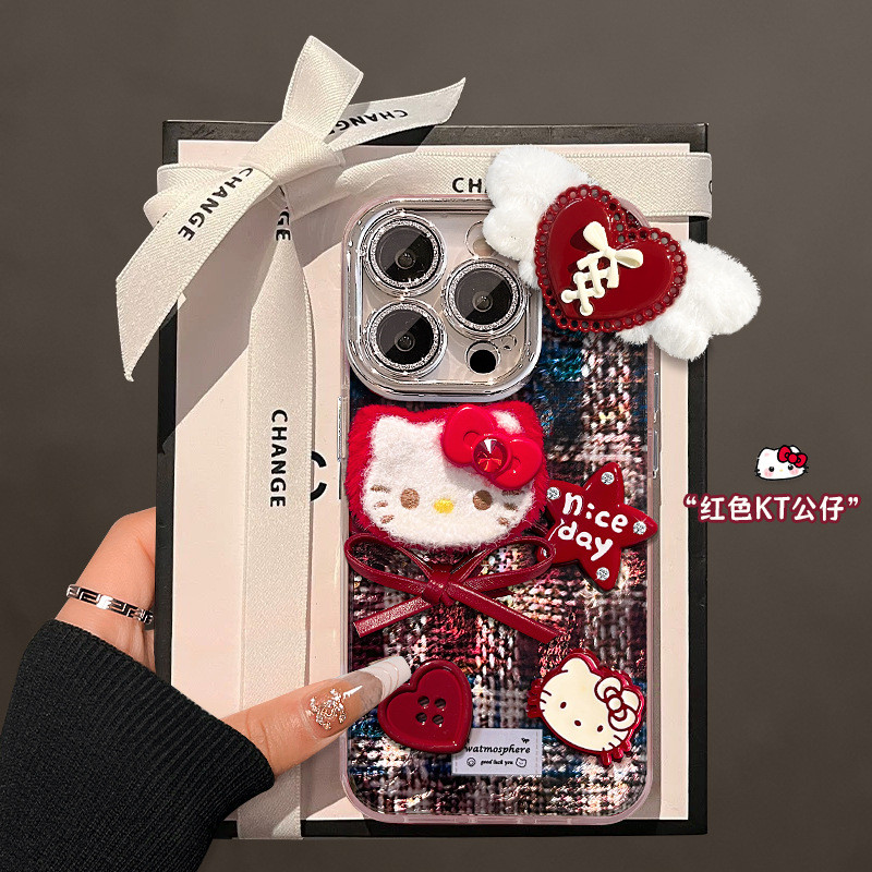 可 kt ตุ๊กตาแมวเหมาะสําหรับ Apple 16ro เคสโทรศัพท์ 15 ลาย Tinfoil 14/13 Plush 12 เลนส์ฟิล์ม xs/xr25.1