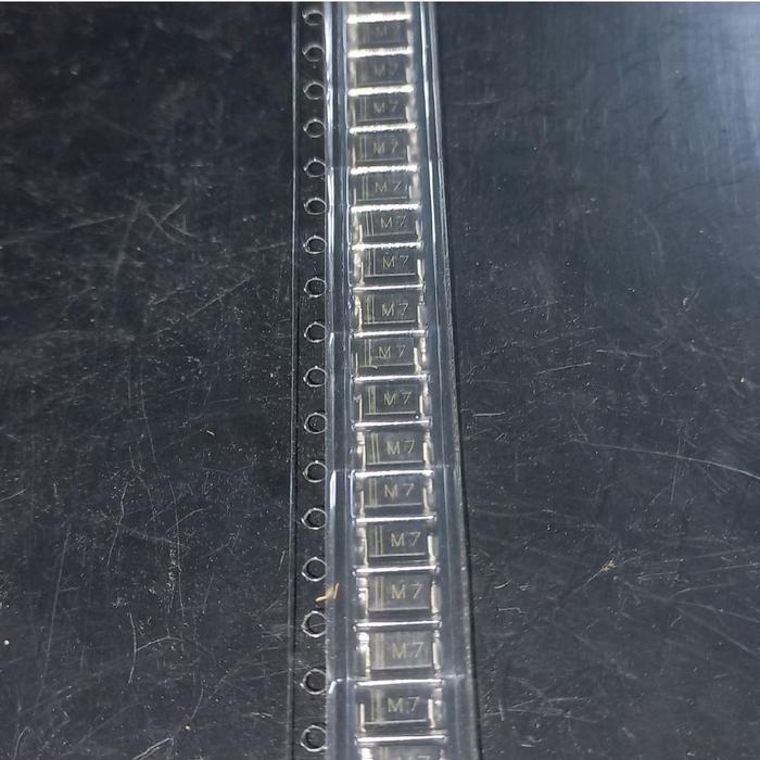 SMD M7 1A IN4007 1N4007 ไดโอดต้นฉบับ 1N IN 4007 1000v micro เหา patch 1