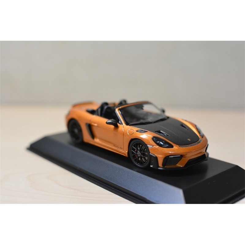 SPARK 1: 43 Porsche Porsche 718 Spyder RS Glitter Gold, Limited 1500, บรรจุภัณฑ์โรงงานเดิม