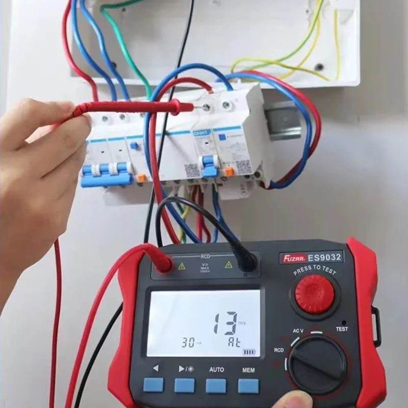 ES9032 รั่วสวิทช์เครื่องทดสอบ Residual Current ดําเนินการ Protector อุปกรณ์ 15 ถึง 500mA สิบเกียร์ D