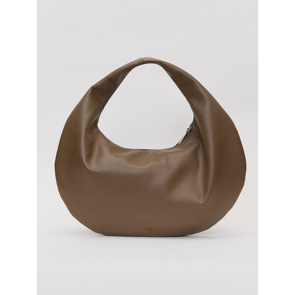 [Pomelo] กระเป๋าสะพายข้างทรงกลม / Rounded Shoulder Bag