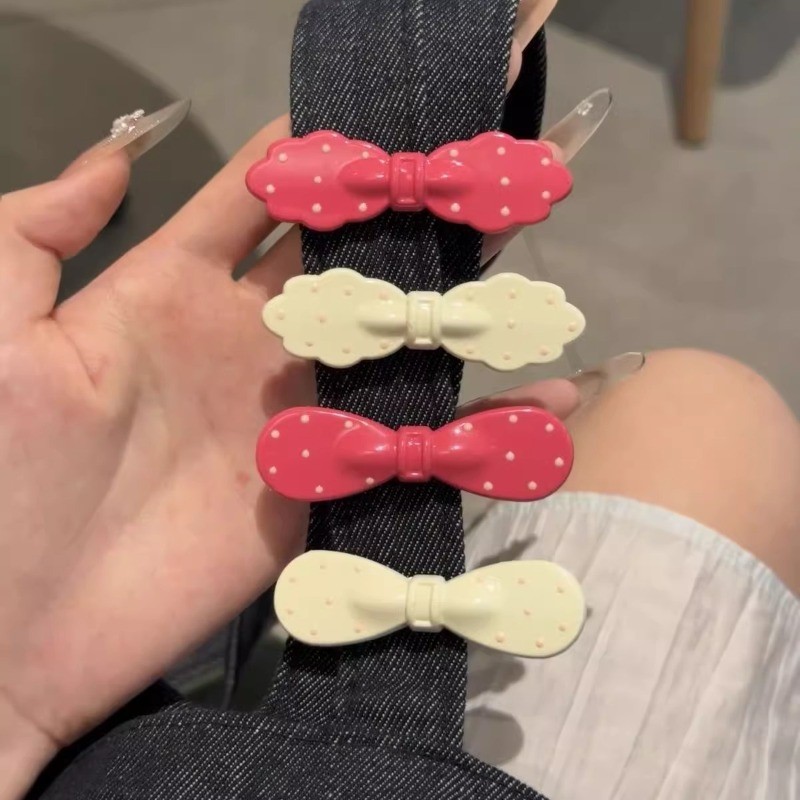 กิ๊บติดผมแบบ Bow สไตล์ Polka Dot สำหรับสาวผมหักหน้าผาก สวยงามและเรียบง่าย