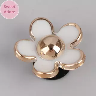 SweetAdore 16 ชิ้น ชุดอุปกรณ์เสริมรองเท้า ลายดอกไม้และไข่มุก 3D สำหรับการตกแต่งรองเท้าในฤดูร้อน