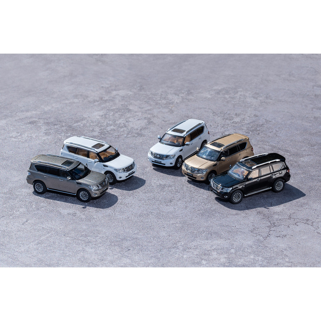[โมเดลรถ] [ความฉลาด] GCD 1: 64 Nissan Tule SUV รถออฟโรด Y62 โมเดลรถอัลลอย