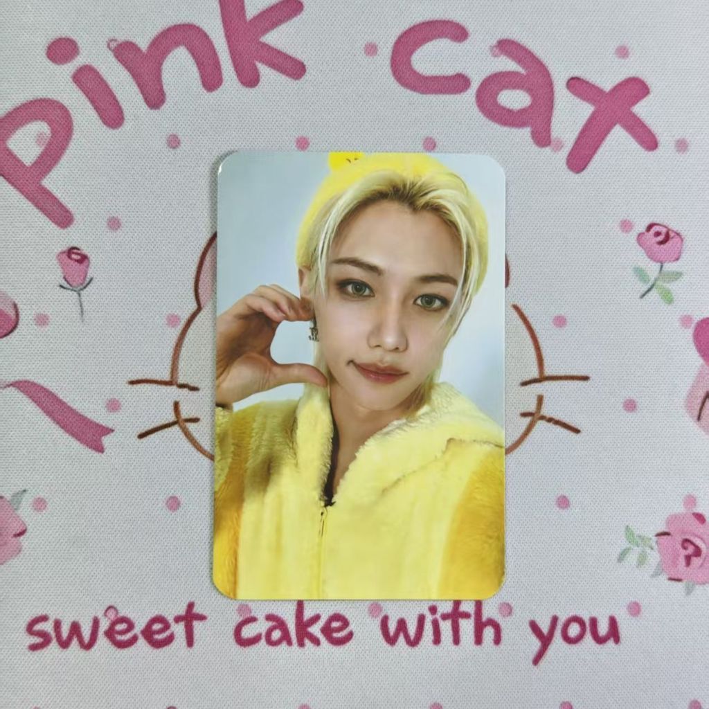 สินค้าของแท้ Straykids Lee Long Puc Japan เฉพาะ Shizuoka รหัสพิเศษจํานวนจํากัด skzoo การ์ดด้านหลังสอ