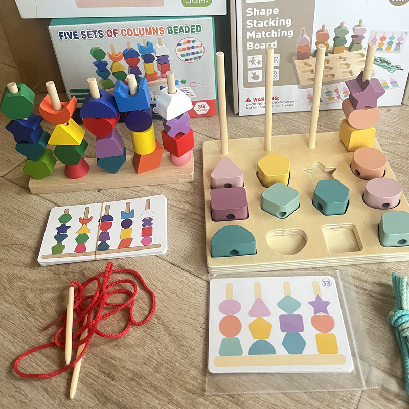 เด็ก Montessori Early Education ชุดคอลัมน์รูปทรงเรขาคณิตการจับคู่กราฟิกการสอน Aids Building Blocks ไ