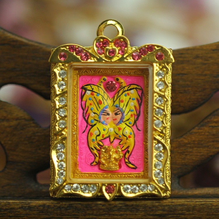 T Thailand Amulet Cuban Kishna Butterfly Amulet