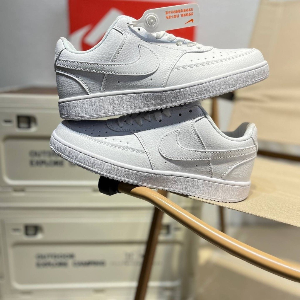 Court Vision แฟชั่นผู้ชายและผู้หญิง