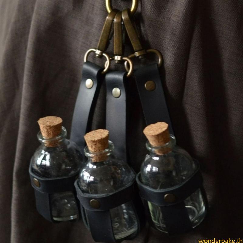 Wonder Potion Bottle with Leather Holder ที่วางแก้ว Wizard Potion พร้อมจุกไม้ก๊อก
