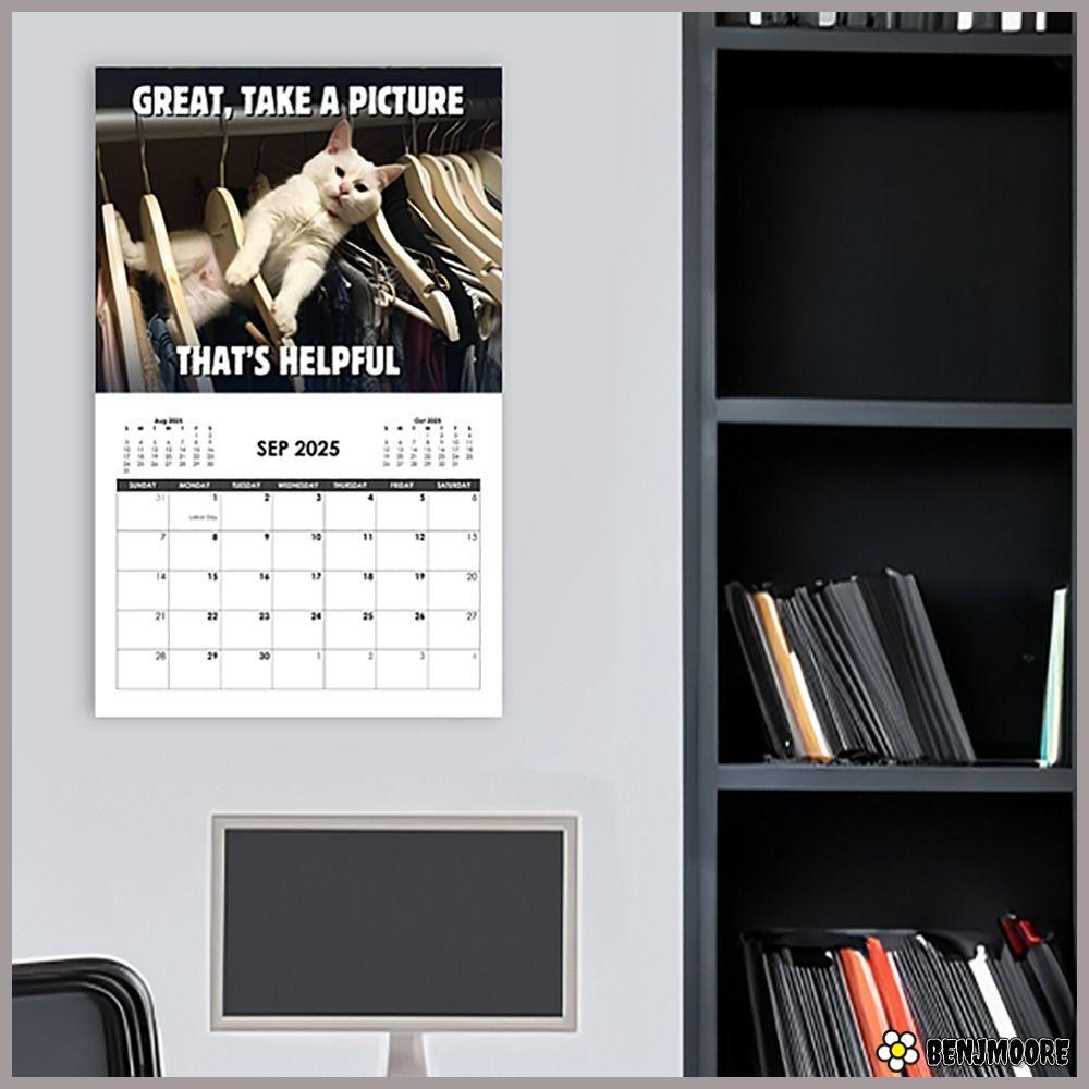 BENJMOORE 2025 Pissed- Cats Calendar, Cute Creative Wall Calendar, Cat Lovers Kawaii สามารถฉลองของขว