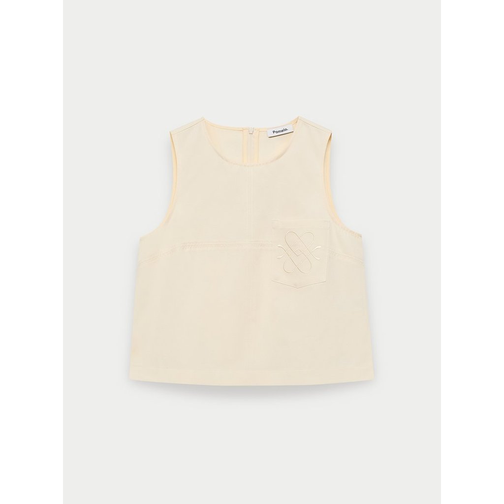 [Pomelo] เสื้อปักลายโลโก้ที่กระเป๋า / Logo Embroidery Top