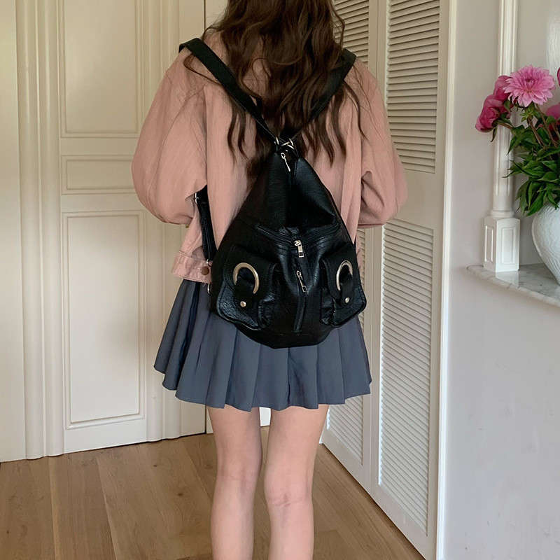 TRENDY POUCH  กระเป๋าซิปที่เรียบง่ายและมีสไตล์ PU tote bag กระเป๋าเป้สะพายหลังความจุขนาดใหญ่สําหรับเดินทางอเนกประสงค์ ราคา ถูกที่สุด ดีลบีเคเค แกลเลอรีภาพที่ 4