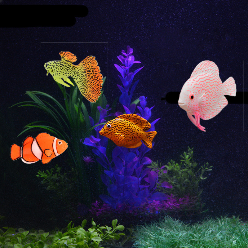 การตกแต่งปลาทองเทียมพร้อมดูดซับกลิ่น ปลาพลาสติกปลอมสำหรับจัดสวนตู้ปลาและการตกแต่งตู้ปลา