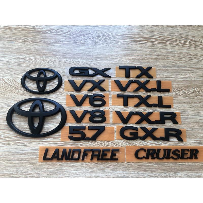 เหมาะสําหรับ Land Patrol Land Cool Luze Domineering Prado TXL First Auto Toyota ป้ายสีดํา V8VXR สีดํ