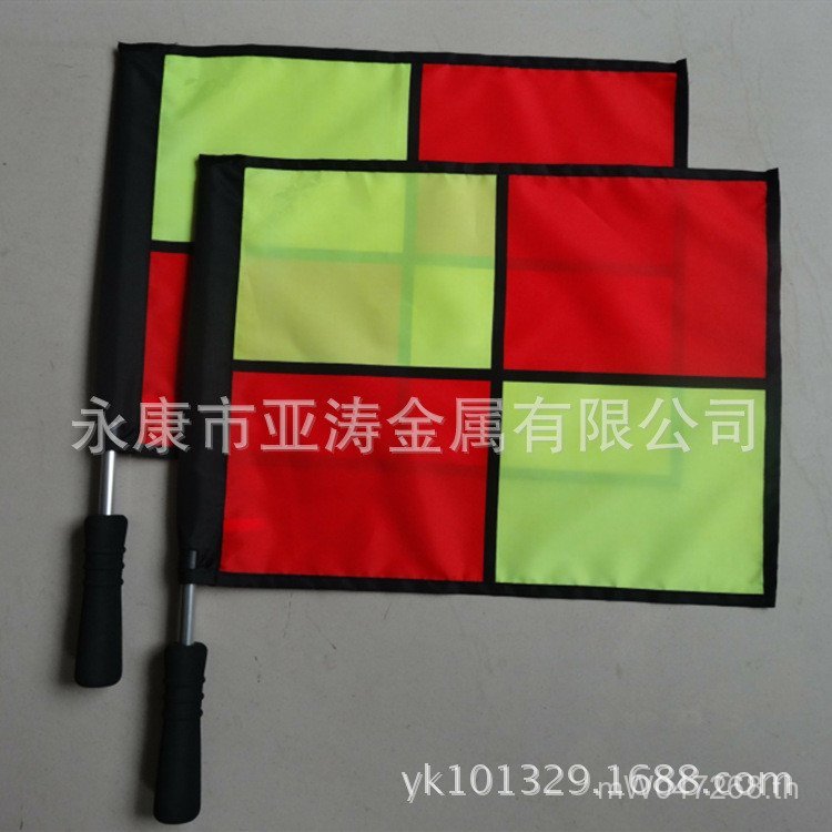 อุปกรณ์ฟุตบอลสำหรับผู้ตัดสิน: ธงSideline แบบใหม่