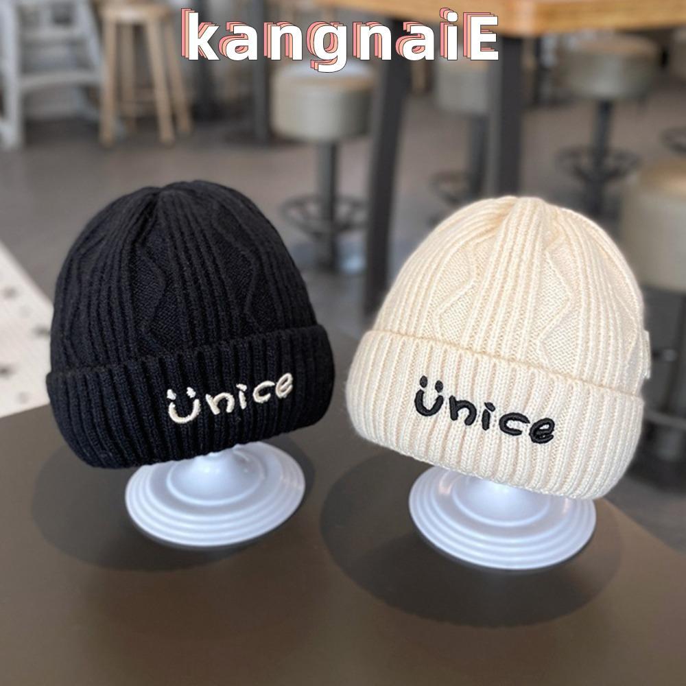 หมวกไหมพรมถักสำหรับเด็กวัย 1-6 ขวบ ออกแบบให้อบอุ่นและคงทน ในฤดูหนาว พร้อมลายละเอียดทอแน่น