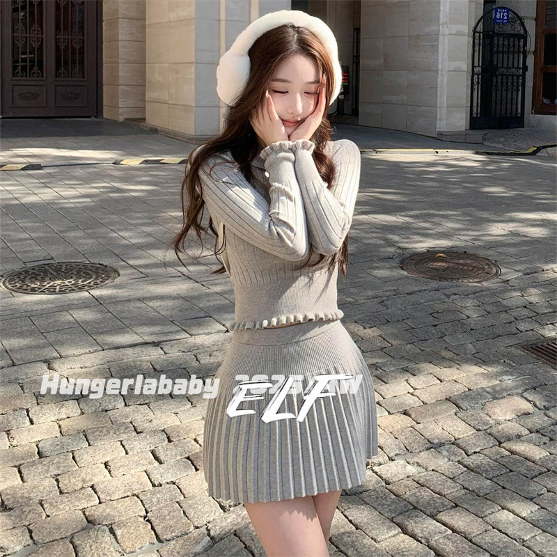 ชุดเดรสอัดพลีทด้านบนของ Peter Pan