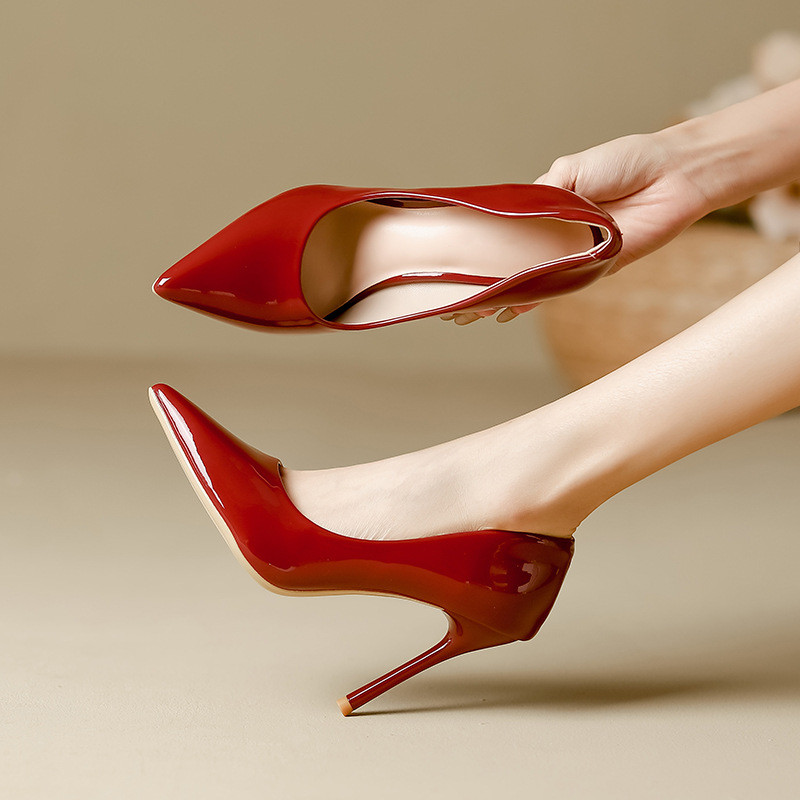 คุณภาพรองเท้าผู้หญิง Burgundy รองเท้าส้นสูง High-End Glossy Stiletto เซ็กซี่หญิง Pointed Toe Classy 