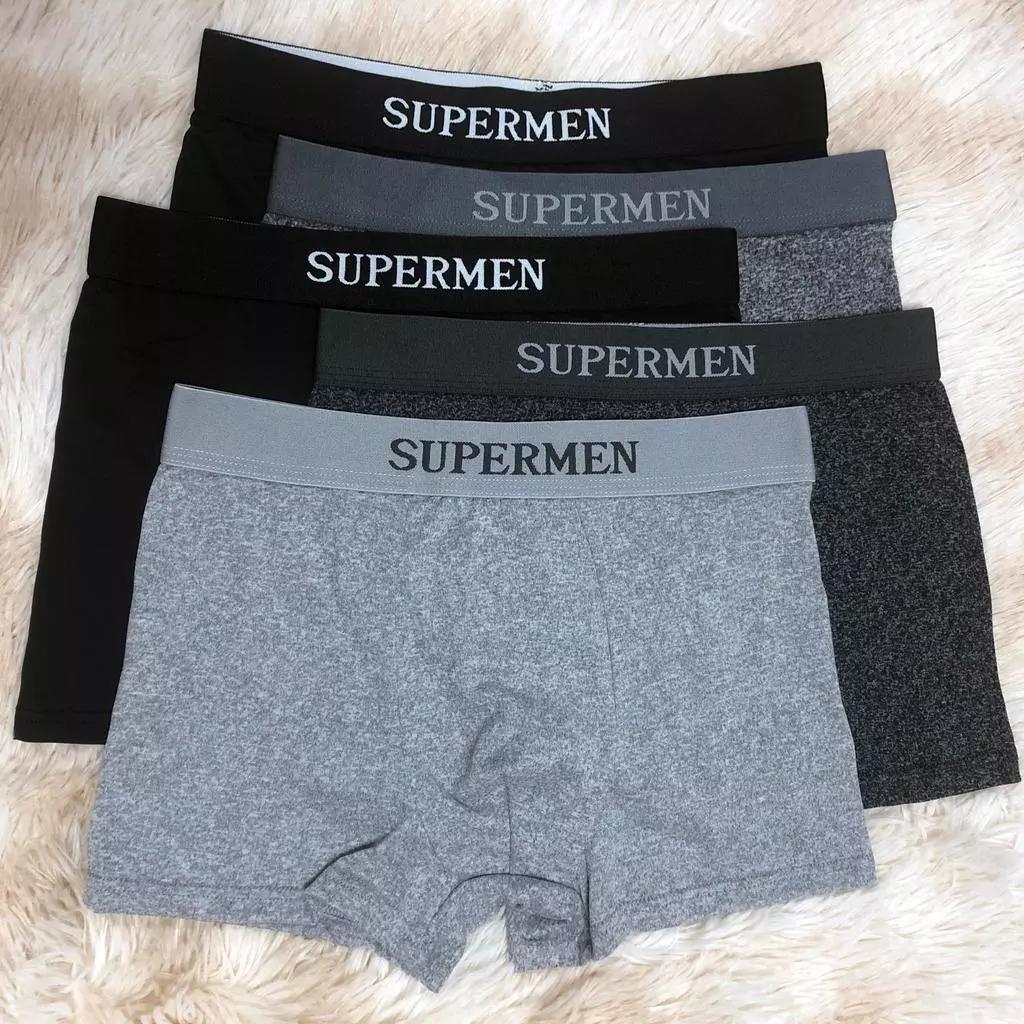 กางเกงในชาย SUPERMEN ผ้าไมโครไฟเบอร์ ให้ความรู้สึกนุ่มและสบาย ออกแบบมาสำหรับผู้ชายโดยเฉพาะ ให้ความรู้สึกสบายตลอดวัน