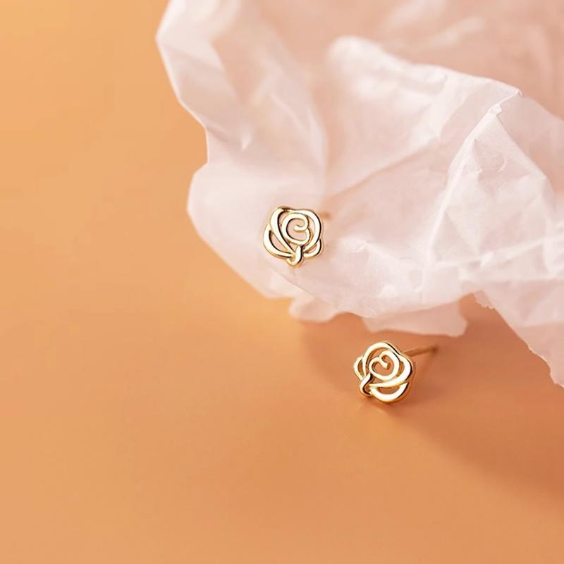 Rosebud Earrings ต่างหูเงินแท้ S925 [MERCELO]