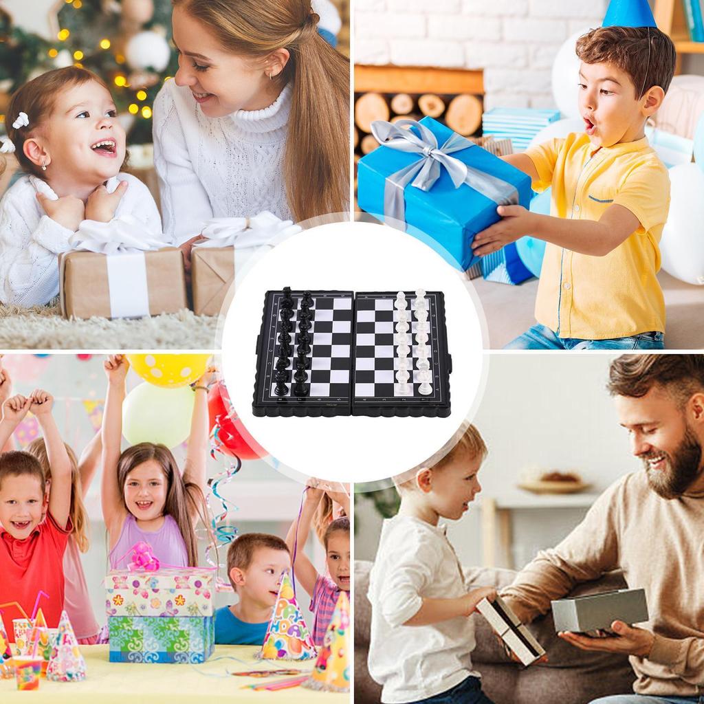 Beginner Travel Chess Set Magnetic Chess Educational Toys Foldable Magnetic Chess Board Game with St