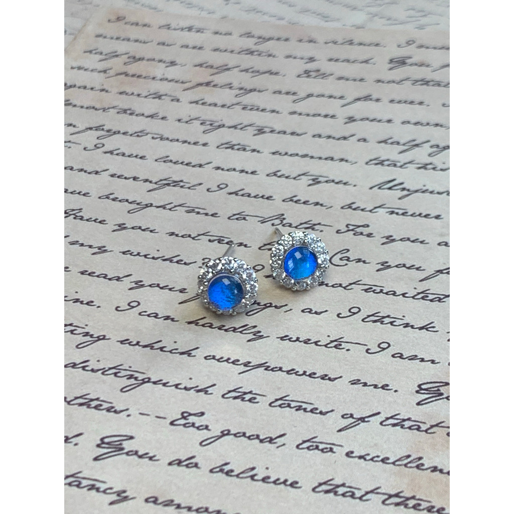 สร้อยคอผีเสื้อสีน้ำเงิน EOC Morpho menelaus - ดีไซน์ Dainty Aesthetic สำหรับของขวัญหรูหราและสวยงามตา