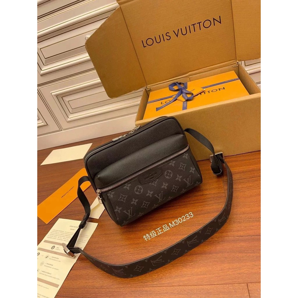 New Mens Old Flower OUTDOOR Postman Shoulder Messenger Bag M30233 FO4U คุณภาพ Determine ทุกอย่างมูลค