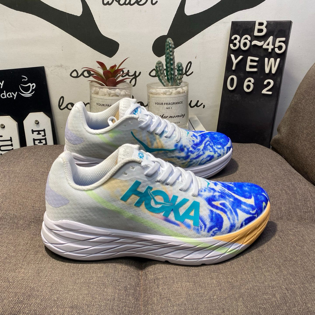 HOKA ONE ONE Rocket X透气减压鞋 男女通用OS3S