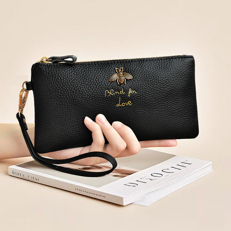 กระเป๋าคลัทช์หนังมีสไตล์ ขนาดใหญ่พอดีมือสำหรับโทรศัพท์ กุญแจ และเครื่องสำอาง พร้อมซิปปิดแน่น