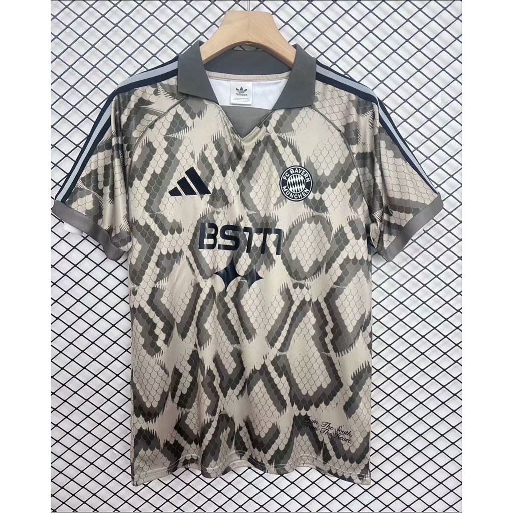 เสื้อยืดกีฬาแห้งเร็ว Bayern Munich Black X BSTN ไซส์ S-2XL