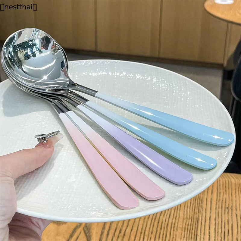 nestthai ช้อนสแตนเลสไล่โทนสี ช้อนรับประทานอาหารที่บ้าน ช้อนซุปนักเรียน ช้อนกลม ผู้ใหญ่ระดับไฮเอนด์