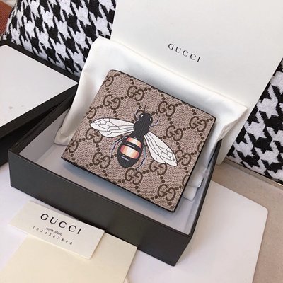 Gucci2018 Autumn Winter qgg Pattern Bee Print Short Wallet Multi-card Wallet cm