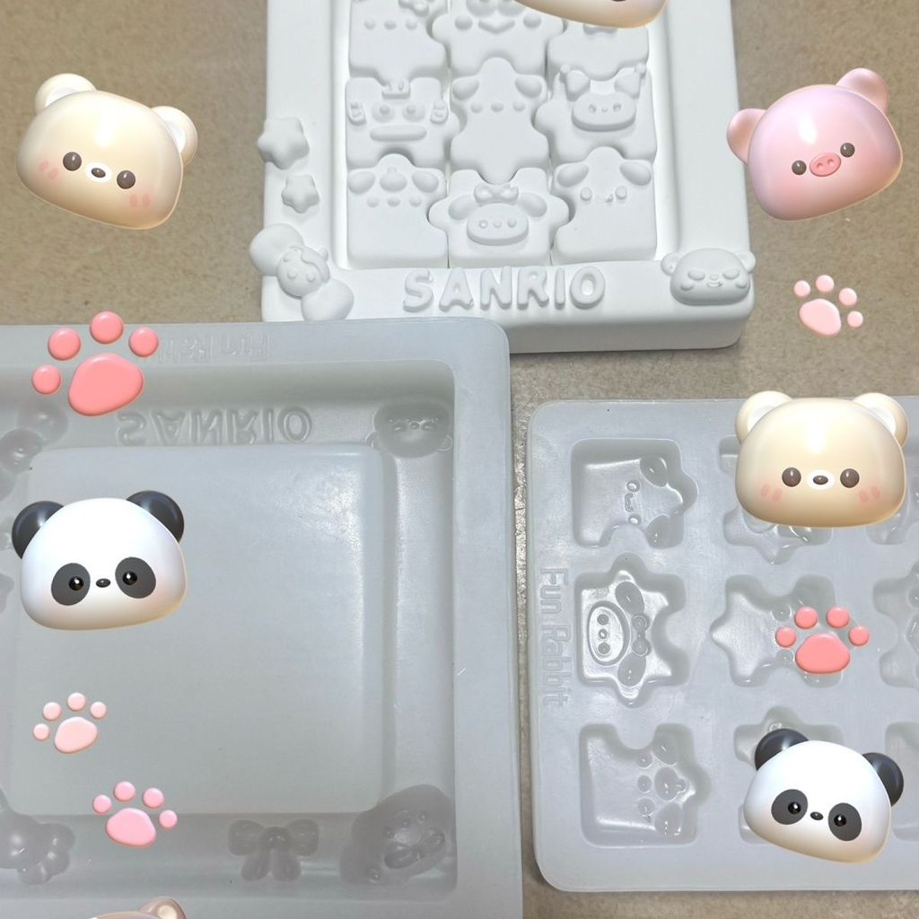 Ready Stock Hot Sale!จัดส่งฟรี 24H Sanrio ปริศนาแม่พิมพ์ซิลิโคนผลิตภัณฑ์ใหม่ขายร้อน diy Aromatherapy Plaster ทาสีสี Graffiti แม่พิมพ์คุณภาพสูง Serv